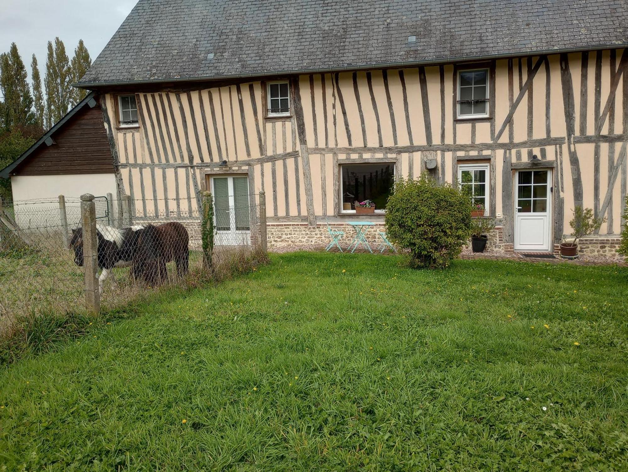 L'Escale Apartment Cormeilles  Exterior photo